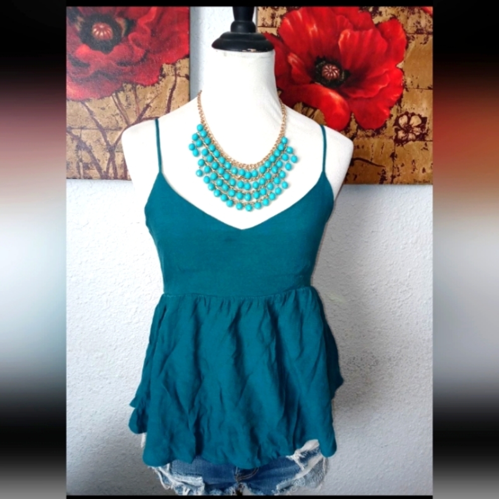 WET SEAL OPEN BACK TOP